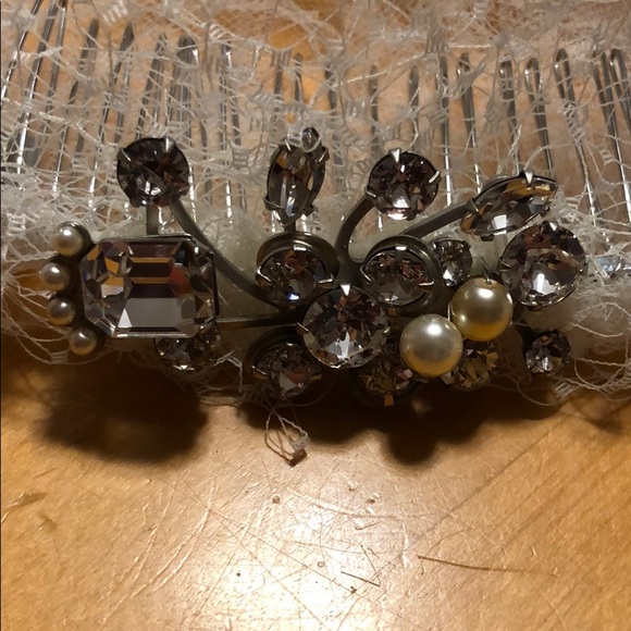 Paris by Debra Moreland Colette Comb - Picture 4 of 5